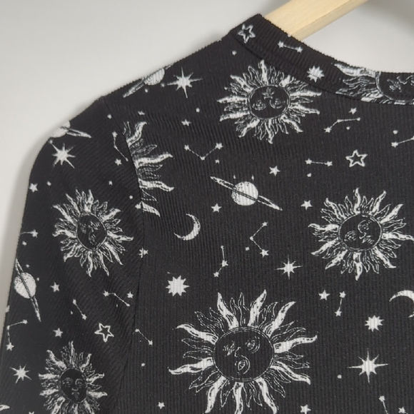 NoBo Black Sun Moon Celestial Fitted Ribbed Top Juniors Large 11-13 Whimsigoth - Picture 13 of 15